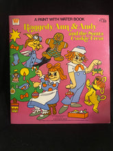 Load image into Gallery viewer, Raggedy Ann & Andy and The Santa Cookie Treat (1980) Paint with Water Book
