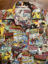 Load image into Gallery viewer, Comic Shirt table Lamp
