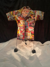 Load image into Gallery viewer, Comic Shirt table Lamp
