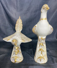 Load image into Gallery viewer, Pair of Royal Haeger pottery Pheasants
