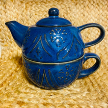 Load image into Gallery viewer, Pier 1 Stoneware &quot;Tea for One&quot; stackable set.
