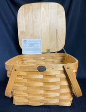 Load image into Gallery viewer, PETERBORO picnic basket
