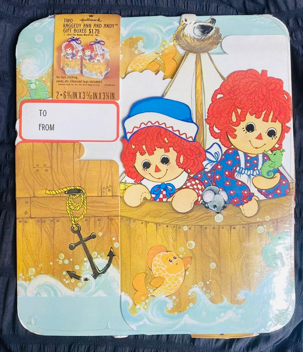 Hallmark 1974 Raggedy Ann and Andy gift boxes